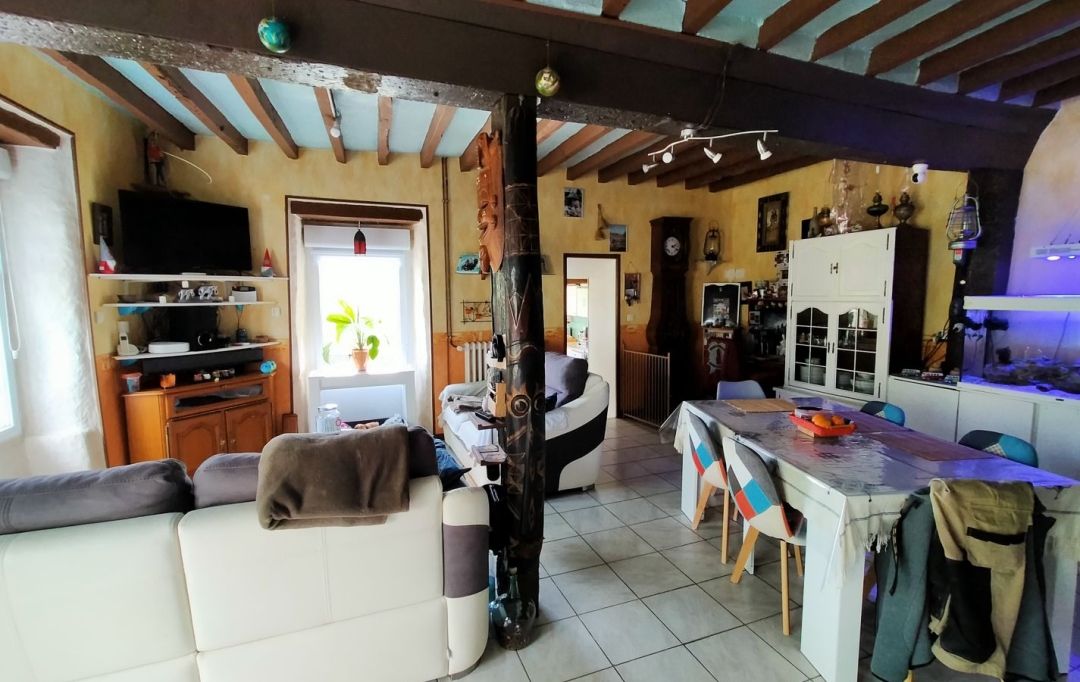 Immobilier des Deux Rives : Maison / Villa | SAINT-MARS-DU-DESERT (53700) | 170 m2 | 127 000 € 