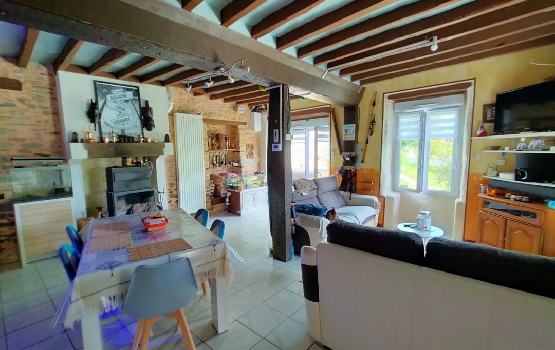 Immobilier des Deux Rives : Maison / Villa | SAINT-MARS-DU-DESERT (53700) | 170 m2 | 127 000 € 