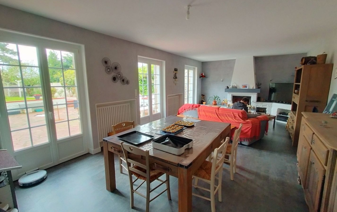 Immobilier des Deux Rives : Maison / Villa | COURCITE (53700) | 158 m2 | 167 500 € 