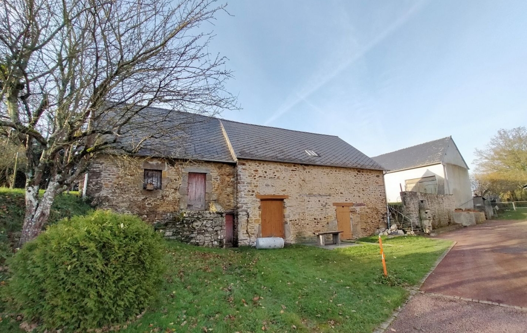 Immobilier des Deux Rives : Maison / Villa | SAINT-AUBIN-DU-DESERT (53700) | 146 m2 | 117 000 € 